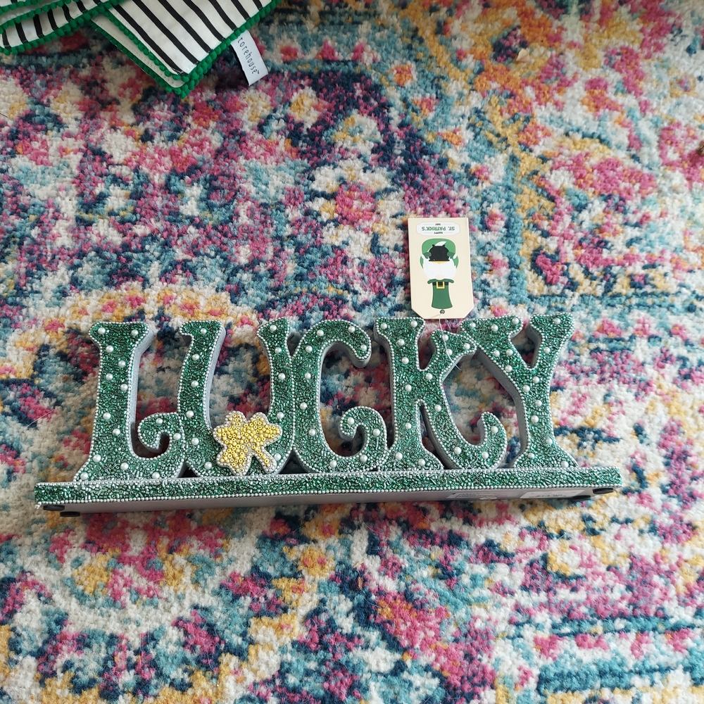 St Patricks Day Green and Yellow 'Lucky' Decor